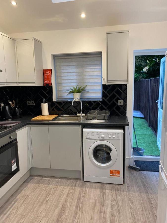 London Flat With Garden Daire Catford Dış mekan fotoğraf